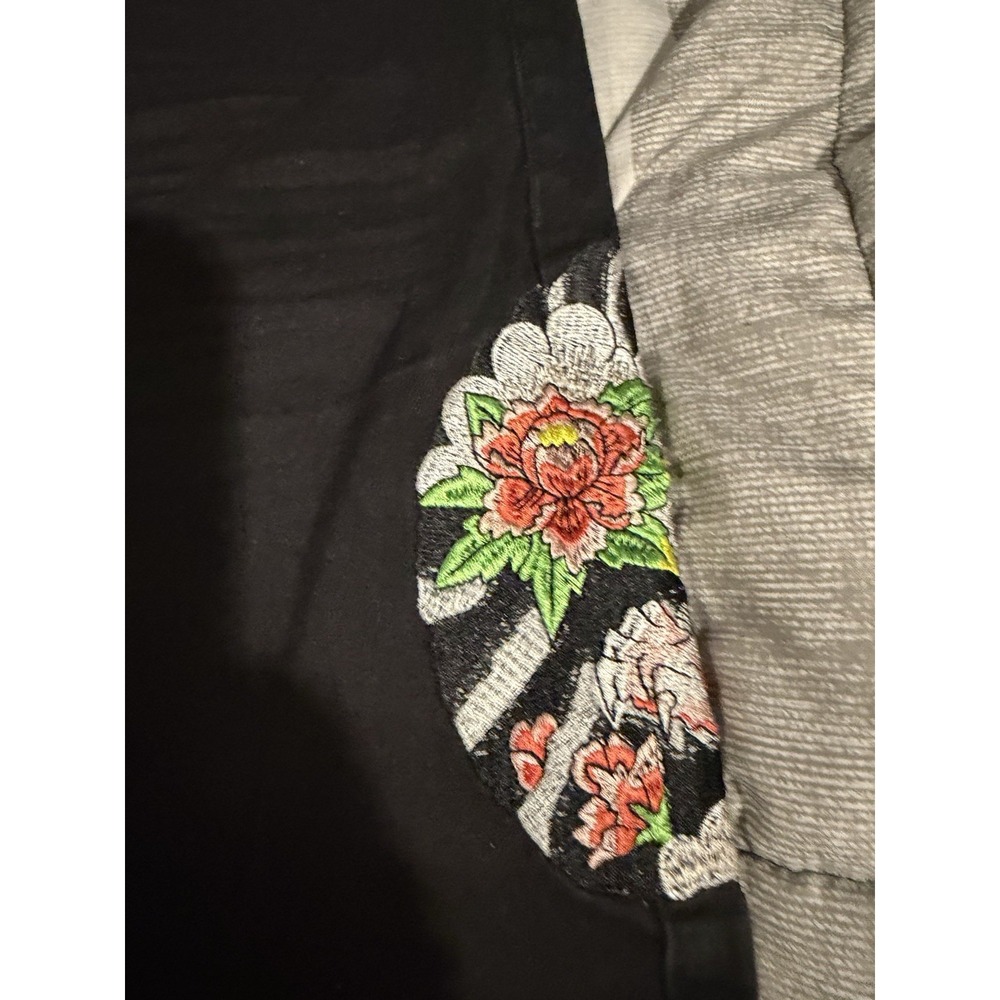 New Ed Hardy Slim Straight Jeans Men's 38X32 Embroidered Tiger Floral Y2K Grunge - Picture 4 of 15